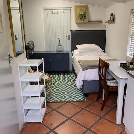 Just A Bed Apartment Stellenbosch Ngoại thất bức ảnh