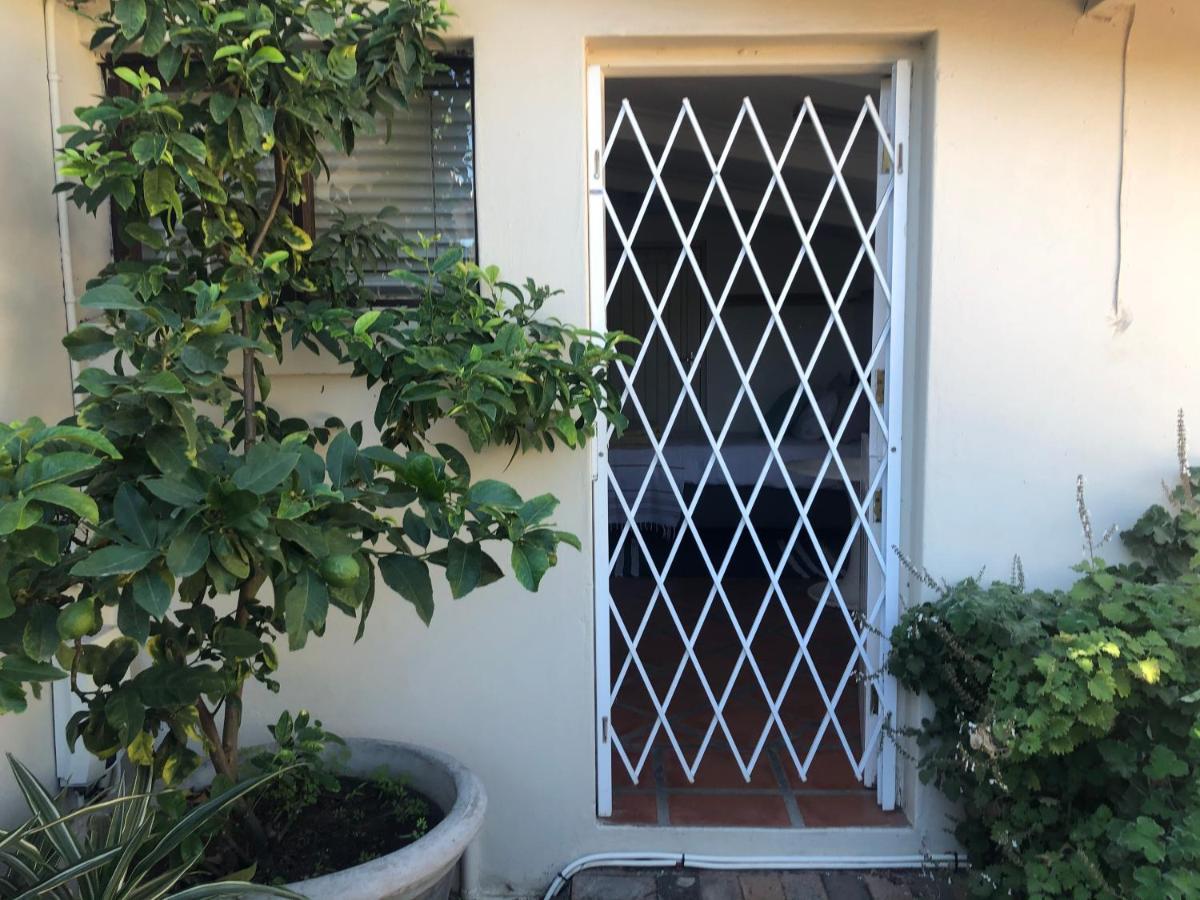 Just A Bed Apartment Stellenbosch Ngoại thất bức ảnh