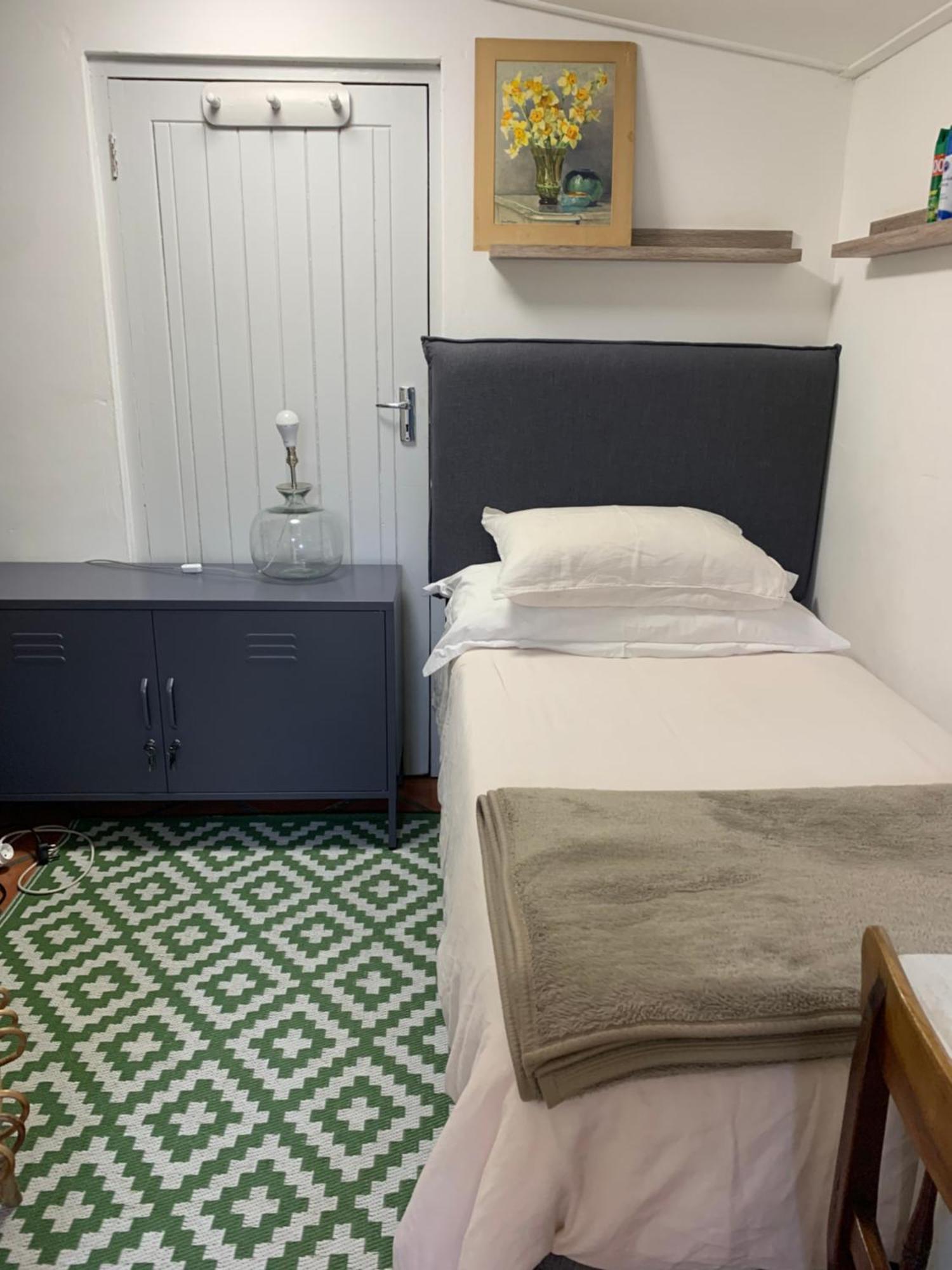 Just A Bed Apartment Stellenbosch Ngoại thất bức ảnh